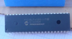 PIC18LF4580-I/P IC Price in Pakistan